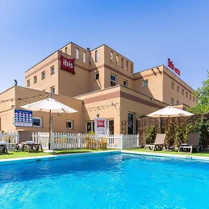 Отель Ibis Cadiz