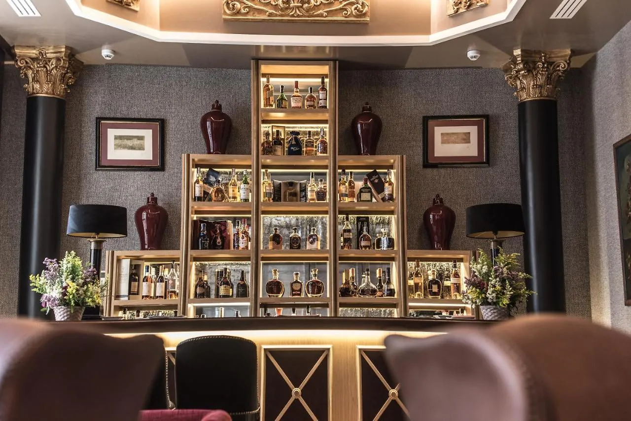 Hotel Casa Palacio Maria Luisa Херес-де-ла-Фронтера 5*,